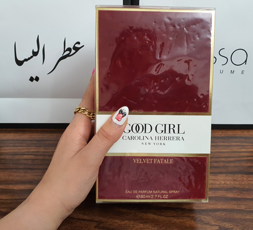 عطر کارولینا هررا گود گرل ولوت فتال